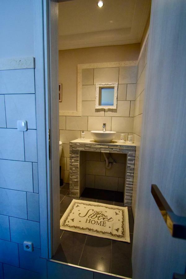 Comfort Room Салоніки Екстер'єр фото