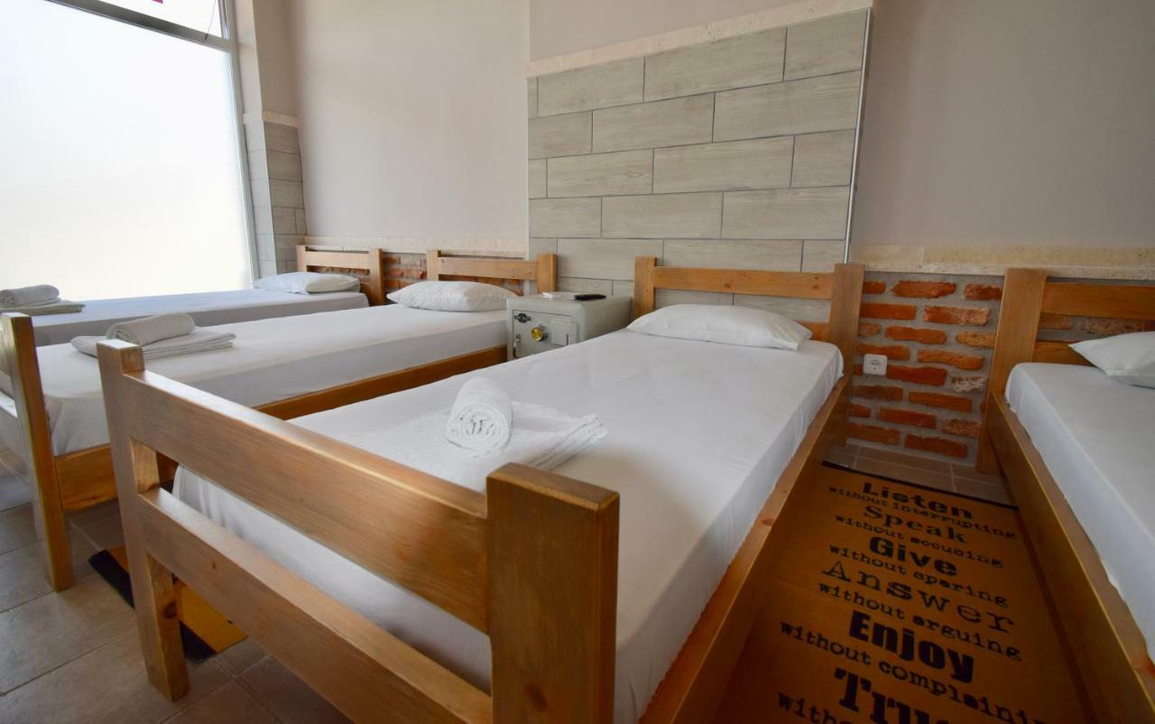 Comfort Room Салоніки Екстер'єр фото