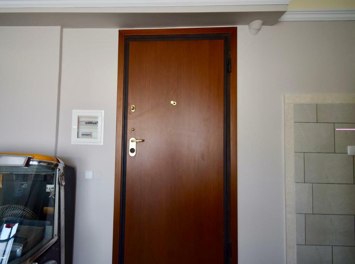 Comfort Room Салоніки Екстер'єр фото