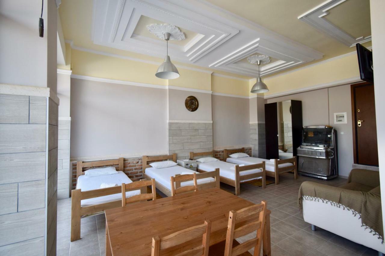 Comfort Room Салоніки Екстер'єр фото